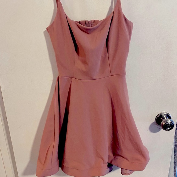 NWOT Pink Strappy Windsor Flair Dress - Picture 1 of 3